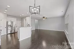 4364 Park South Station Blvd, Charlotte, NC 28210 - Photo 12