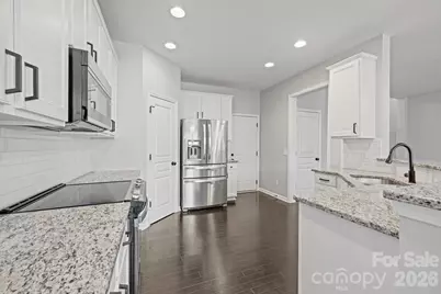 4364 Park South Station Boulevard, Charlotte, NC 28210 - Photo 10