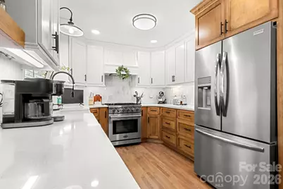 918 Henry Street, Kings Mountain, NC 28086 - Photo 6