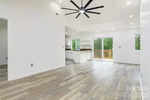 286 Berkeley Rd, Hendersonville, NC 28792 - Photo 6