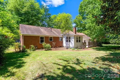 3137 Frederick Place, Charlotte, NC 28210 - Photo 32