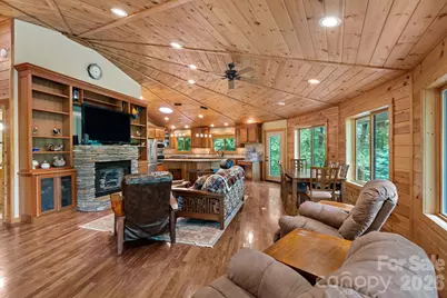 140 Slim Ridge, Maggie Valley, NC 28751 - Photo 4