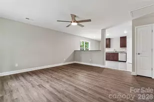 209 W 17th St, Kannapolis, NC 28081 - Photo 10