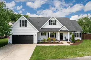 185 Springfield Meadow Dr, Etowah, NC 28729 - Photo 2