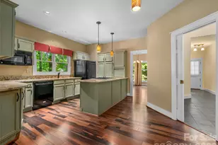 4 Lacoste Dr, Hendersonville, NC 28739 - Photo 12