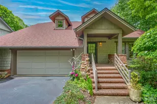4 Lacoste Dr, Hendersonville, NC 28739 - Photo 2