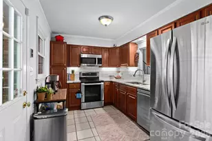 5015 Murrayhill Rd, Charlotte, NC 28210 - Photo 10