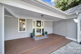 26037 Windjammer Dr, Fort Mill, SC 29708 - Photo 2