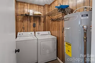 301 Pinnacle Inn Rd, Beech Mountain, NC 28604 - Photo 22
