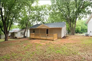 211 Eben St, Albemarle, NC 28001 - Photo 14