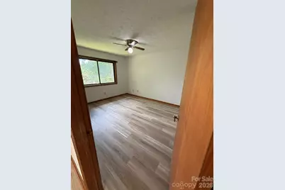 581 Courtwood Lane #6, Hendersonville, NC 28739 - Photo 6
