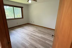 581 Courtwood Ln, Hendersonville, NC 28739 - Photo 6
