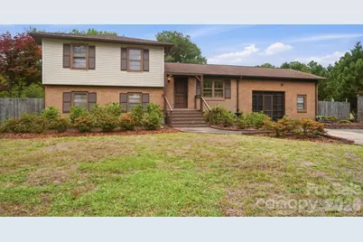 12006 Swanee Lane, Charlotte, NC 28273 - Photo 2