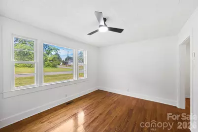 301 Gittens Street, Lowell, NC 28098 - Photo 6