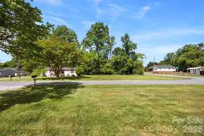 301 Gittens Street, Lowell, NC 28098 - Photo 26