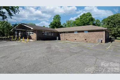 304 S Main Street, Morganton, NC 28655 - Photo 2