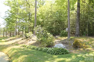 231 Allen Rd, East Flat Rock, NC 28726 - Photo 18