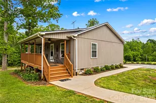 1026 Blue Ridge Ventures None, Morganton, NC 28655 - Photo 2