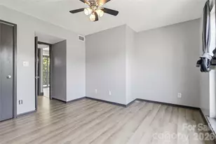 11033 Cedar View Rd., Charlotte, NC 28226 - Photo 14