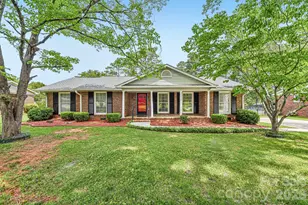 1019 Christopher Cir, Rock Hill, SC 29730 - Photo 2