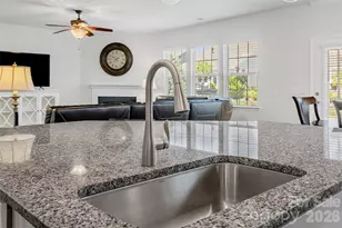 6058 Kings Cyn Wy, Lancaster, SC 29720 - Photo 14
