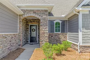 6058 Kings Cyn Wy, Lancaster, SC 29720 - Photo 2