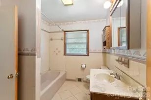 295 Bramlett Dr, Waynesville, NC 28785 - Photo 18