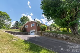 295 Bramlett Dr, Waynesville, NC 28785 - Photo 34
