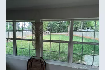 4925 Vincent Lane, Charlotte, NC 28210 - Photo 10