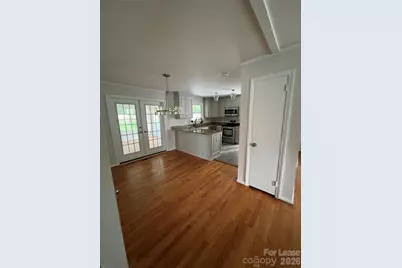 4925 Vincent Lane, Charlotte, NC 28210 - Photo 2
