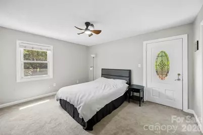 2411 Roundabout Lane, Charlotte, NC 28210 - Photo 32