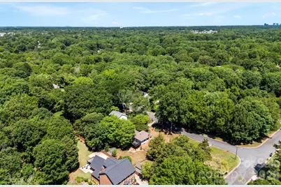 2411 Roundabout Lane, Charlotte, NC 28210 - Photo 30