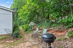 323 Carlyle Rd, Troutman, NC 28166 - Photo 24