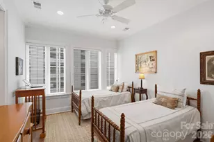 229 N Church St, Charlotte, NC 28202 - Photo 18