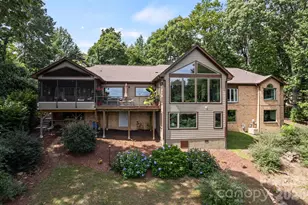 163 Old Poplar Ln, Flat Rock, NC 28731 - Photo 46