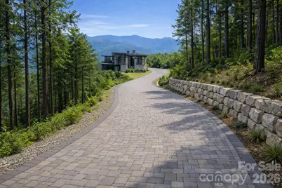 9997 Southcliff Parkway, Fairview, NC 28730 - Photo 1