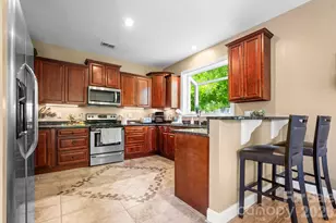 38 Beaus Vly Dr, Roaring Gap, NC 28668 - Photo 12