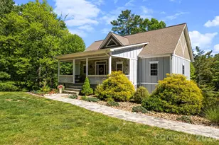 38 Beaus Vly Dr, Roaring Gap, NC 28668 - Photo 1