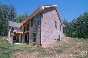 2026 Robert Drive, Morganton, NC 28655 - Photo 4