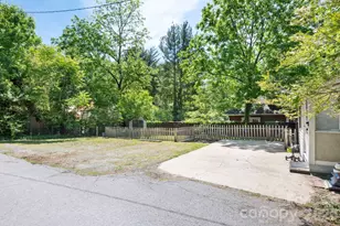 84 Forest Hill Dr, Asheville, NC 28803 - Photo 28