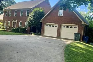 411 8th St SW, Conover, NC 28613 - Photo 2