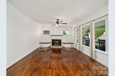 118 Robertson Street, Burnsville, NC 28714 - Photo 4