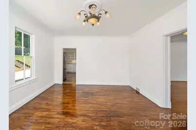 118 Robertson Street, Burnsville, NC 28714 - Photo 8