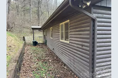 814 Mountain View Drive, Maggie Valley, NC 28751 - Photo 2