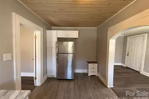 40 Little Knob Rd, Asheville, NC 28803 - Photo 20