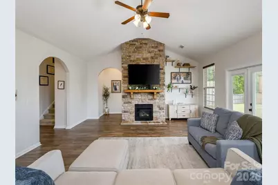132 Beck Creek Circle, Flat Rock, NC 28731 - Photo 10