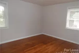 2827 Burbank Dr, Charlotte, NC 28216 - Photo 10