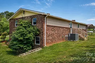 607 Carlos St, Shelby, NC 28152 - Photo 2
