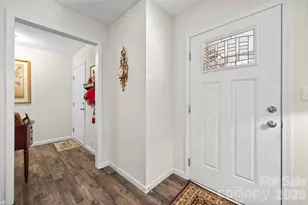 208 Victoria Cir, York, SC 29745 - Photo 4