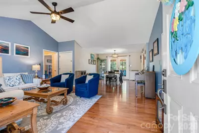 3353 48th Avenue Lane NE, Hickory, NC 28601 - Photo 8